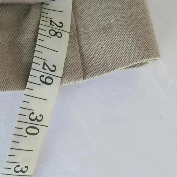 Dockers Classic Fit Khaki W36 - Picture 7 of 9